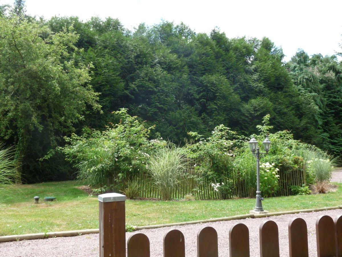 Le Clos Buyragane, Pays D'Auge Le Pin  Kültér fotó