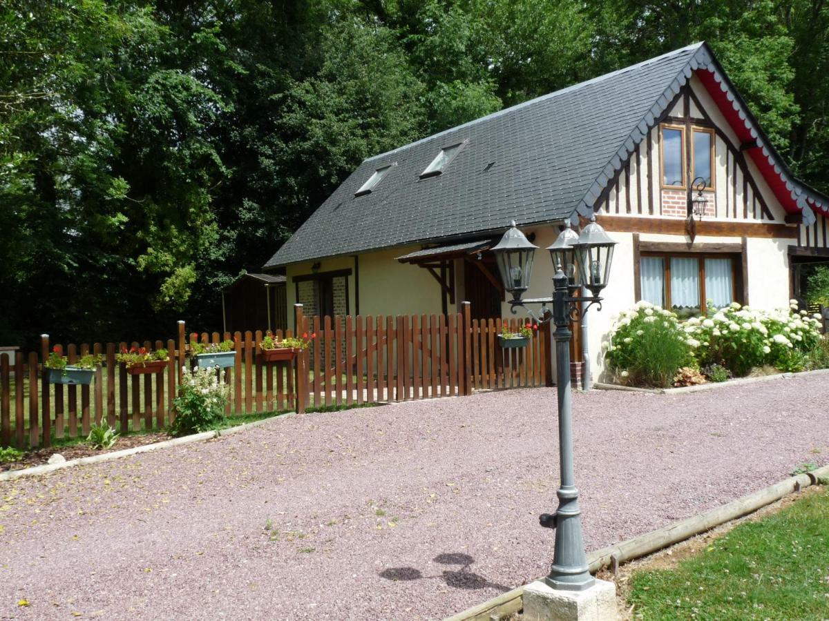 Le Clos Buyragane, Pays D'Auge Le Pin  Kültér fotó